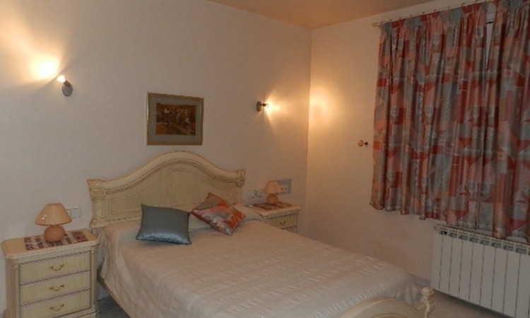 Villa ROSA BLANCA with pool, located in the urbanization Lloret Blau 6 km from Lloret de Mar