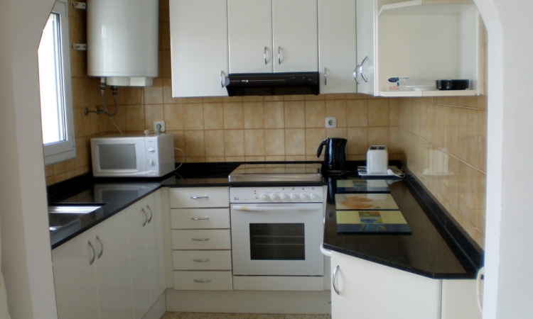 Вилла с бассейном, расположенная в урбанизации Ла Креу де Ллорет в 6 км от Льорет де Мар