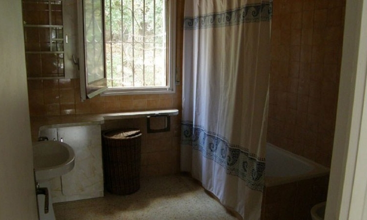 Villa SOL I PINS with pool, located in the urbanization Lloret Blau, 6 km from Lloret de Mar