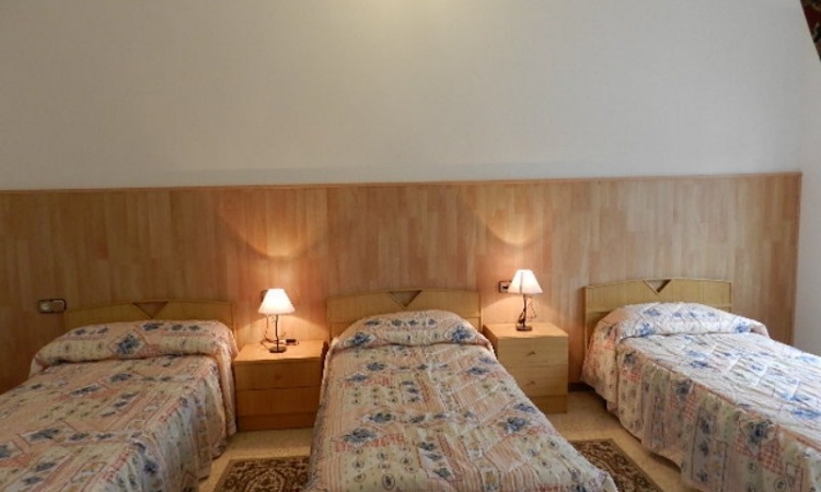 Villa PRIMAVERA with pool, located in the urbanization Lloret Vert 5 km from Lloret de Mar