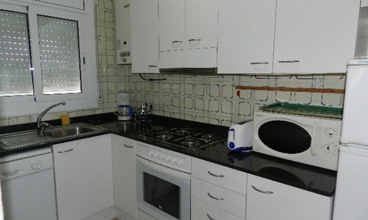 Вилла PALOMAS с бассейном, расположенная в урбанизации La Creu de Lloret в 5 км от Льорет де Мар