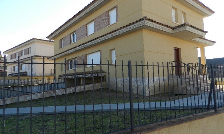 Cottage in the urbanization Mas Flassia, in a quiet residential area of Vidreres