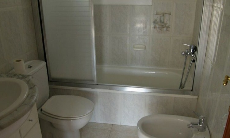 Villa SOL I PINS with pool, located in the urbanization Lloret Blau, 6 km from Lloret de Mar