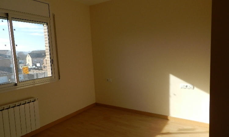 Cottage in the urbanization Mas Flassia, in a quiet residential area of Vidreres